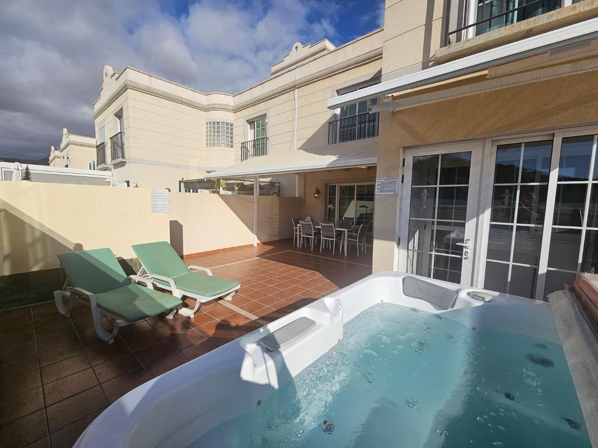 Ferienwohnung Cozy Modern House, In A Complex With A Swimming Pool Puerto Rico  Exterior foto
